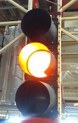 traffic light prop - working - 2.5 feet tall